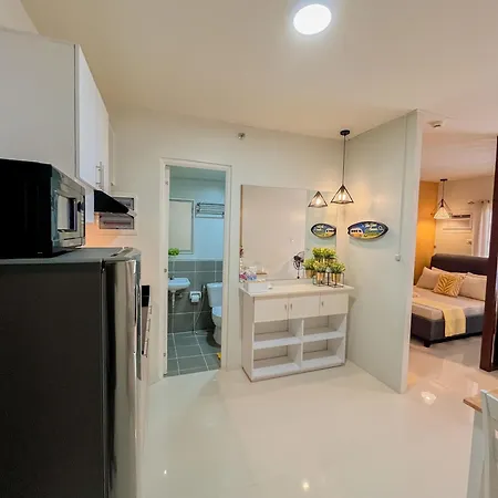 2 Bedroom And Studio Apartments With Private Pool And Gym In Vista Manors Verdant Puerto Princesa Exterior photo