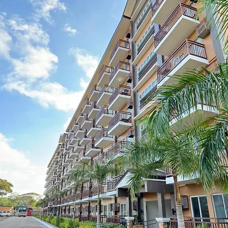 2 Bedroom And Studio Apartments With Private Pool And Gym In Vista Manors Verdant Puerto Princesa Exterior photo