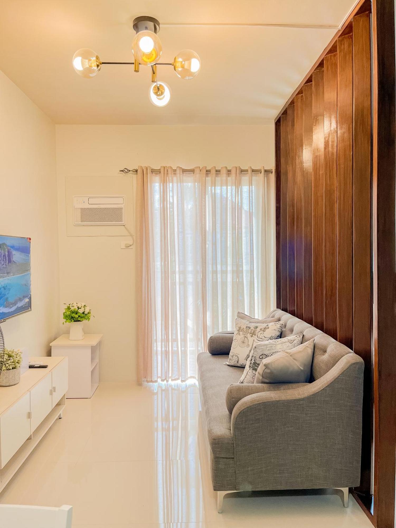 2 Bedroom And With Private Pool And Gym In Vista Manors Verdant Apartment