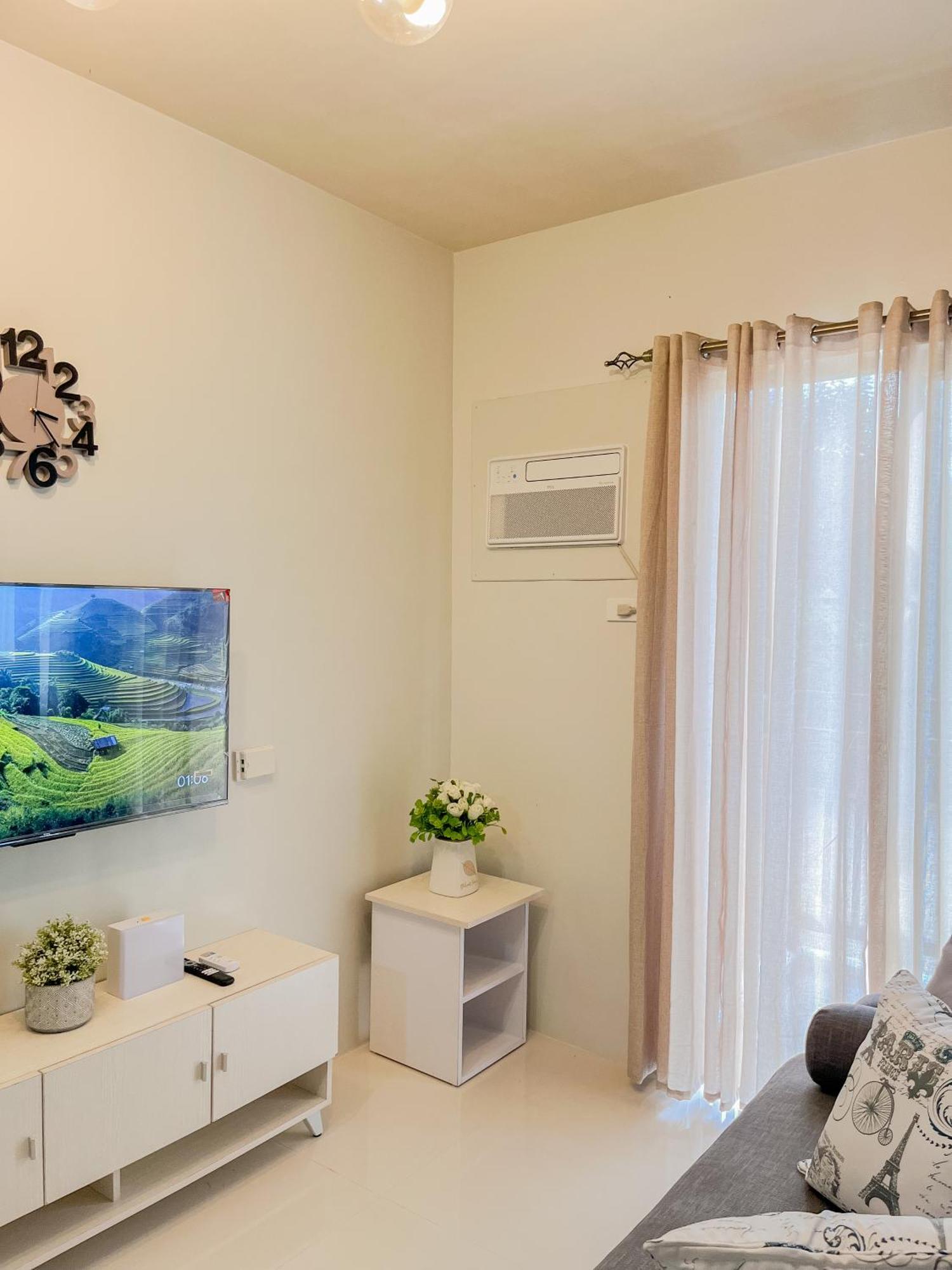 2 Bedroom And With Private Pool And Gym In Vista Manors Verdant Apartment Puerto Princesa