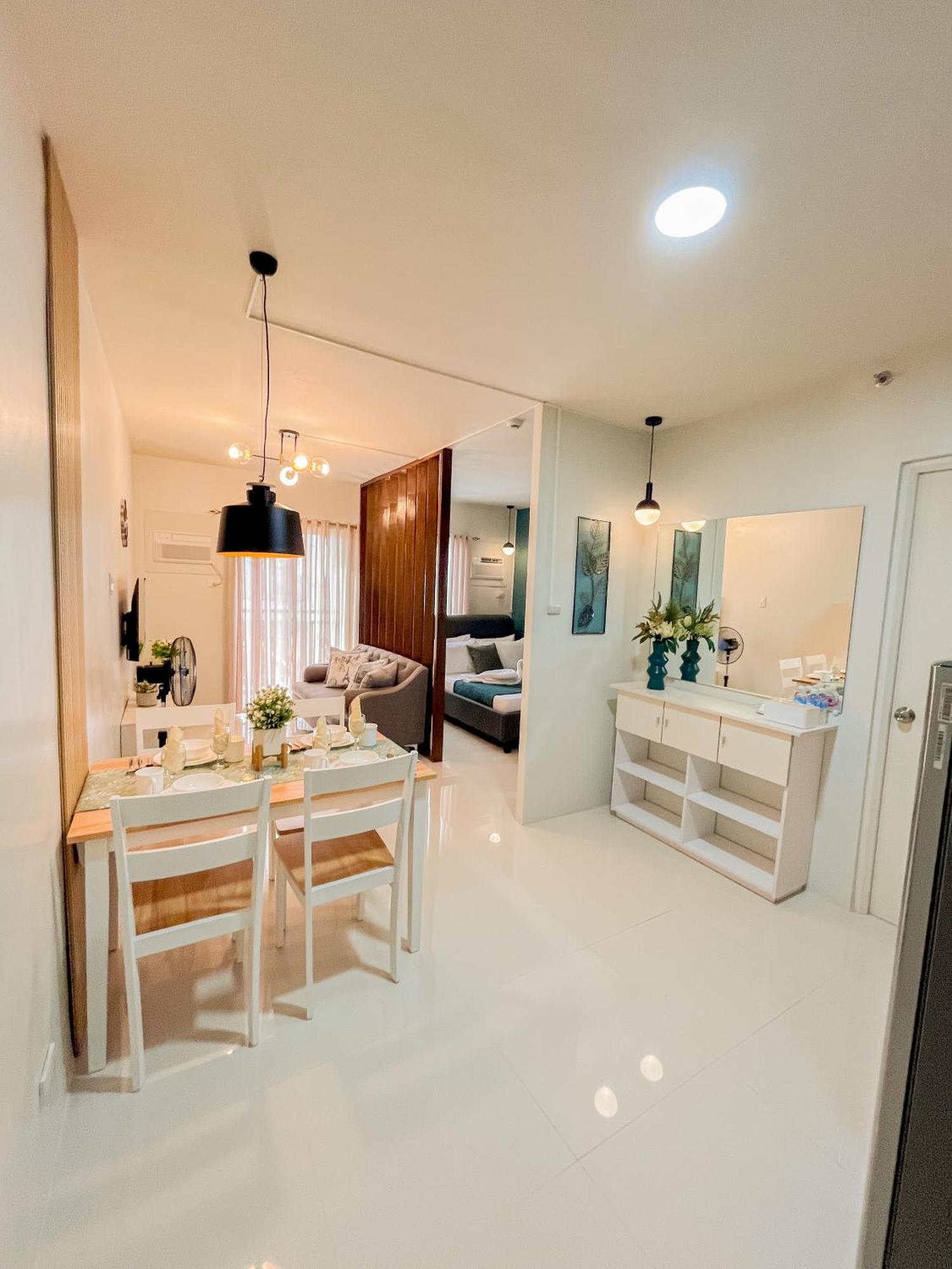 Apartment 2 Bedroom And With Private Pool And Gym In Vista Manors Verdant *