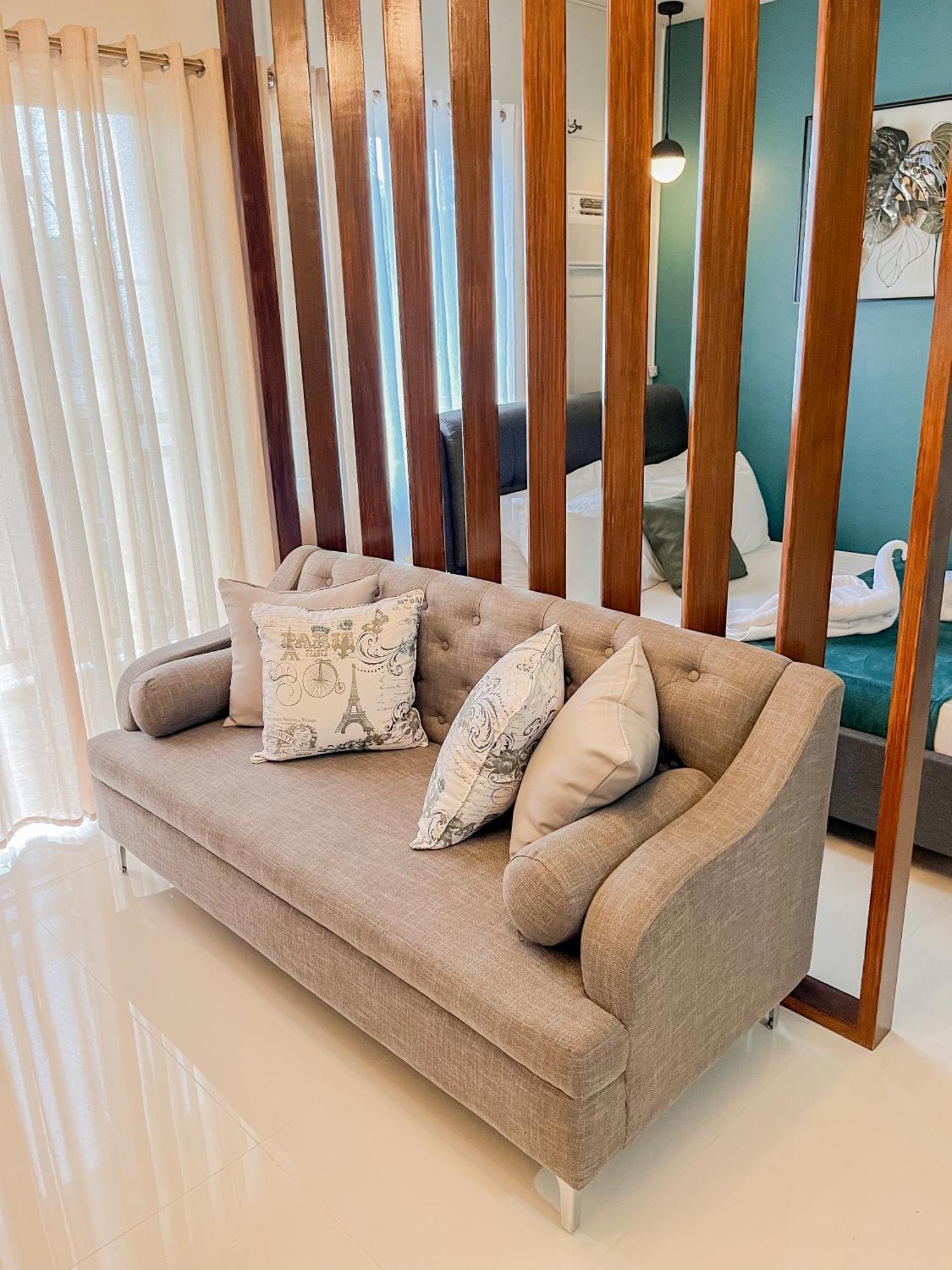 2 Bedroom And With Private Pool And Gym In Vista Manors Verdant