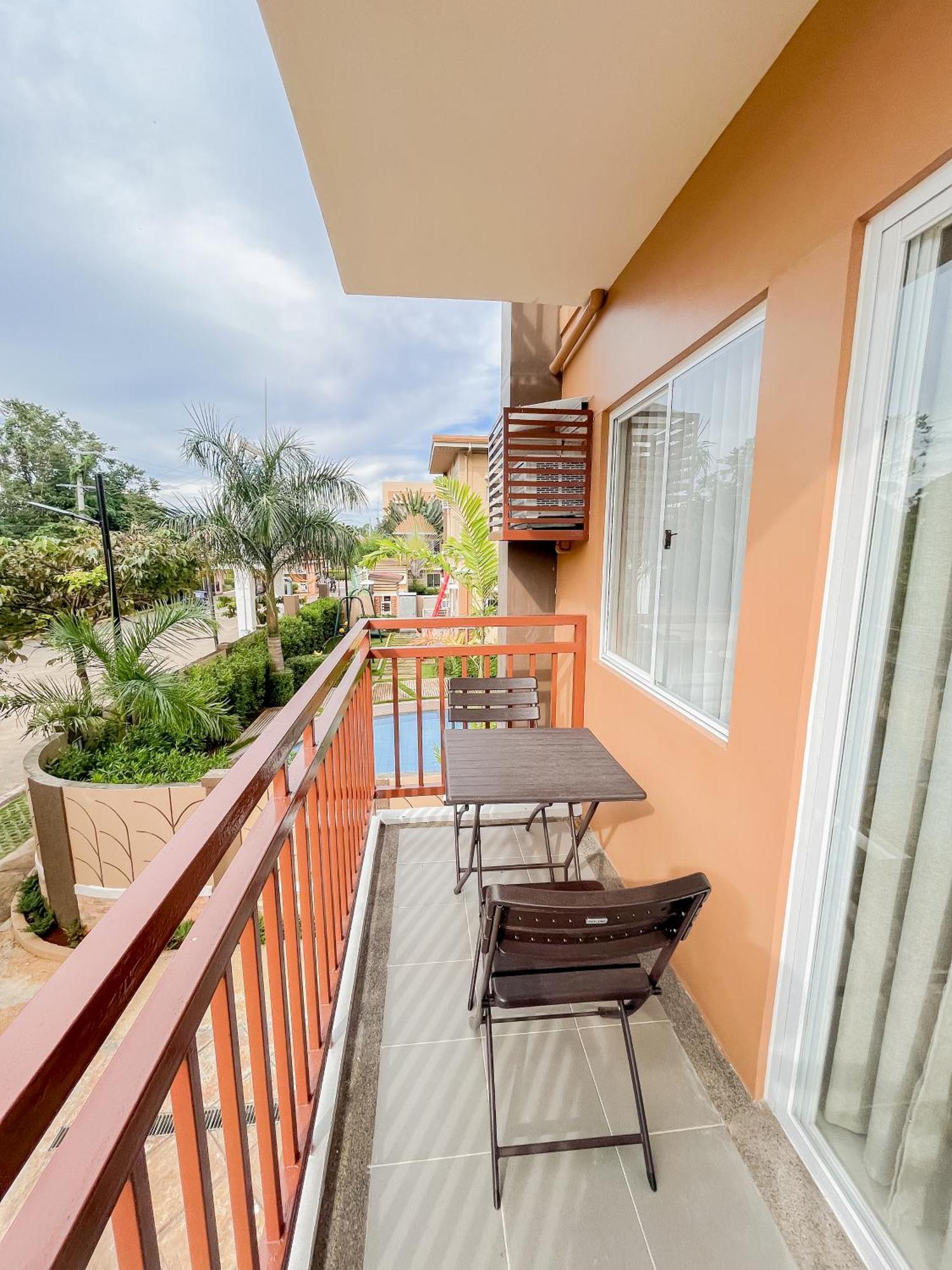 2 Bedroom And With Private Pool And Gym In Vista Manors Verdant Apartment Puerto Princesa