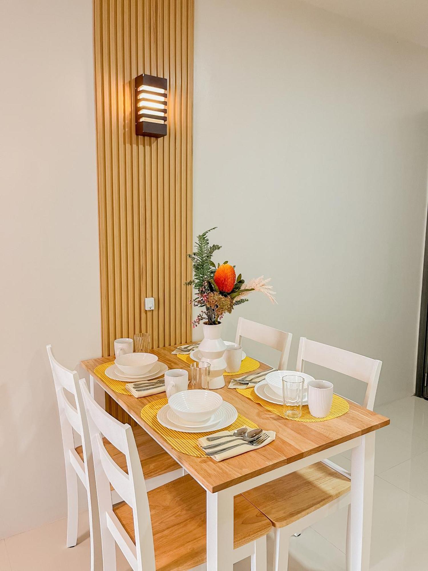 2 Bedroom And With Private Pool And Gym In Vista Manors Verdant
