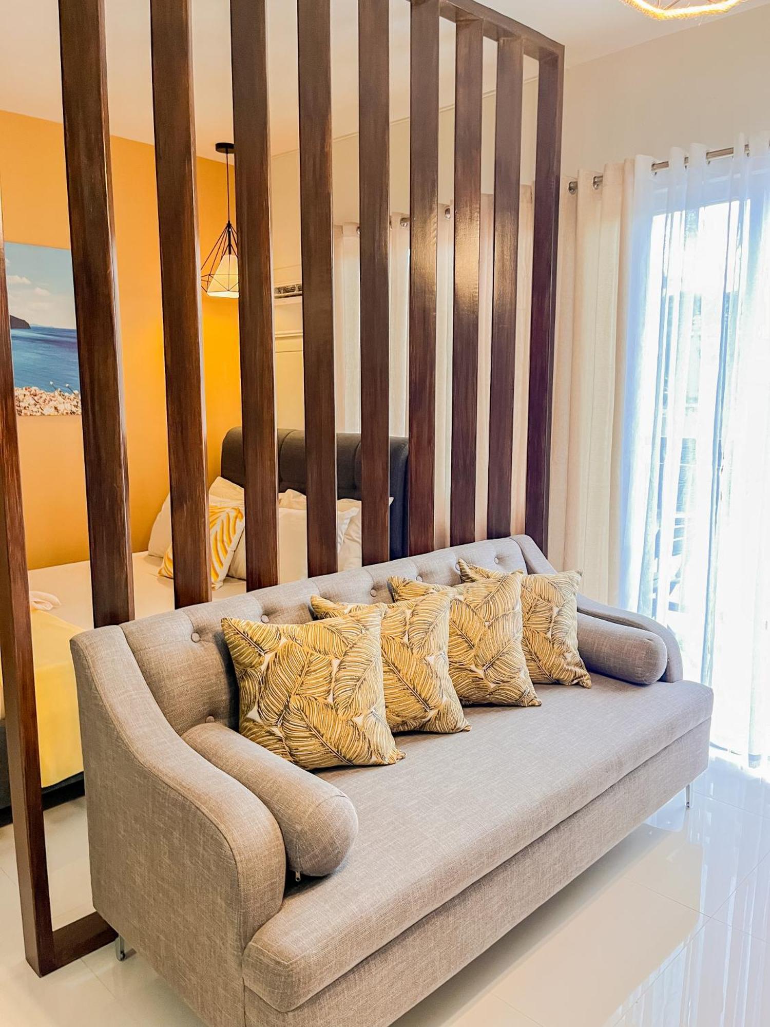 2 Bedroom And With Private Pool And Gym In Vista Manors Verdant Apartment *