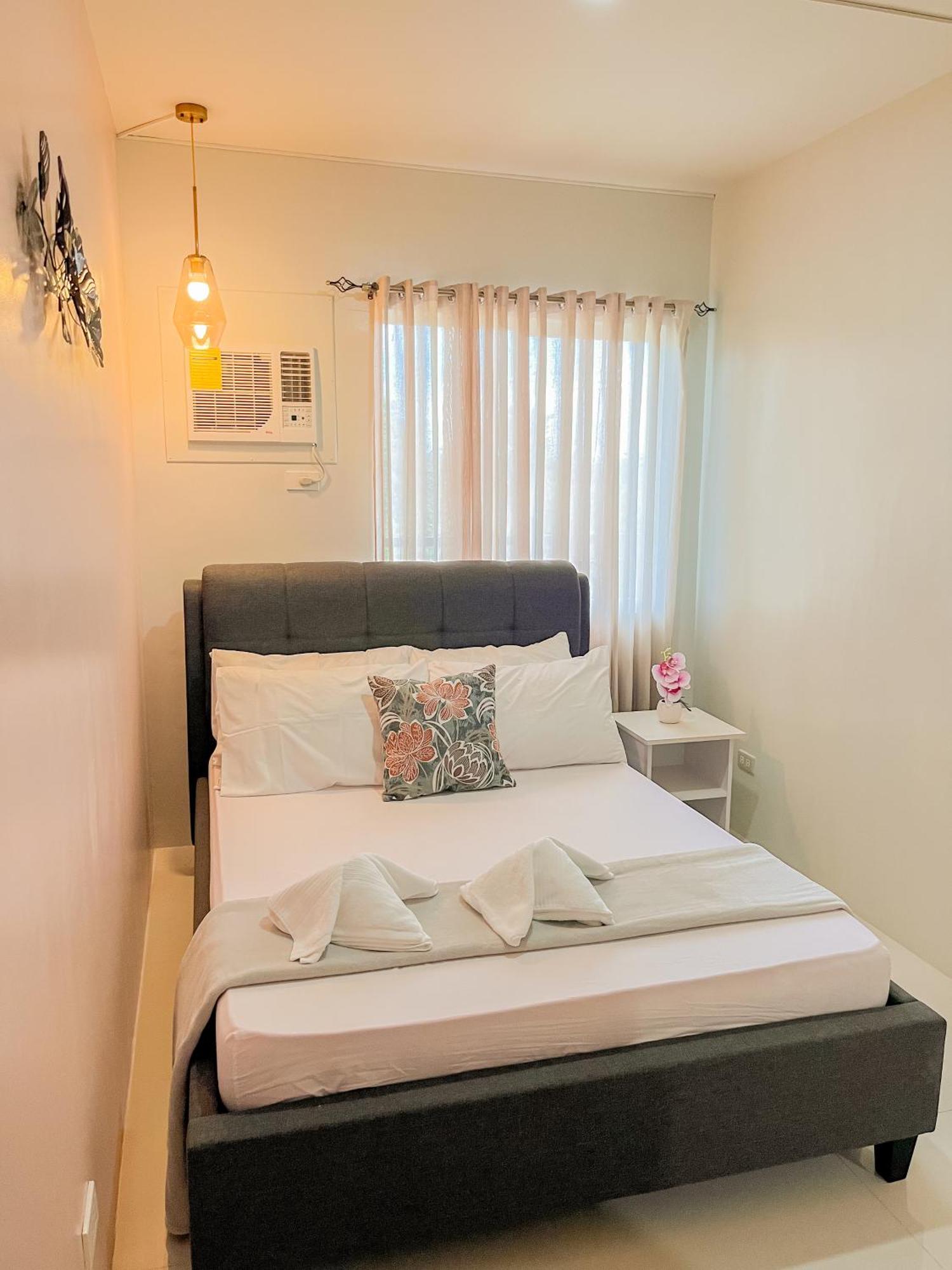 Apartment 2 Bedroom And With Private Pool And Gym In Vista Manors Verdant Puerto Princesa