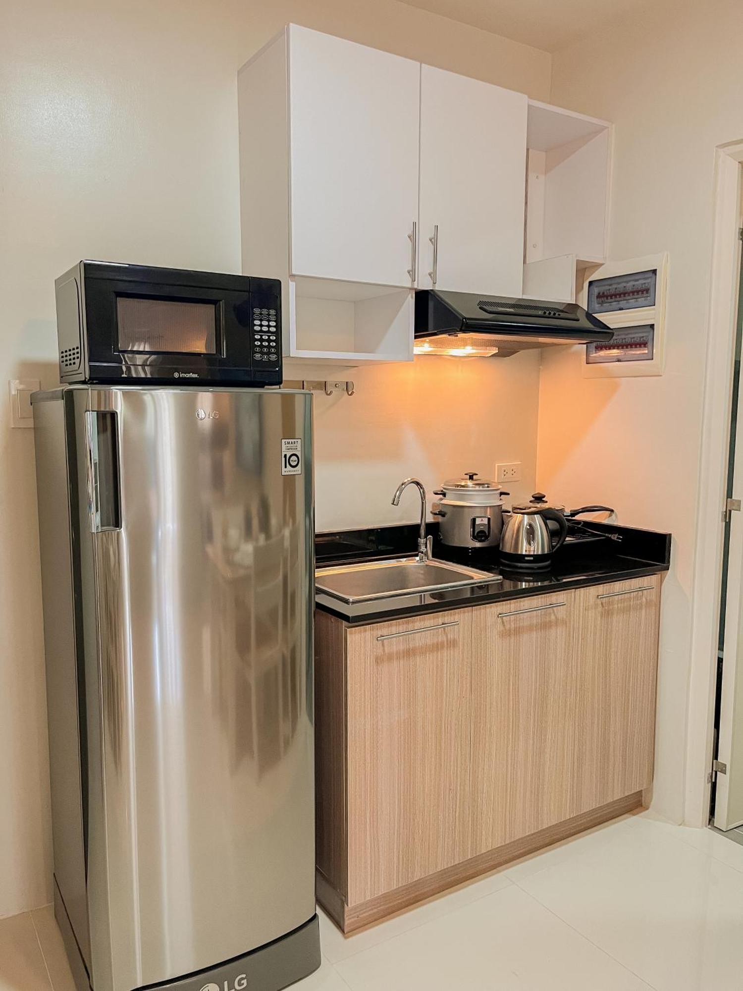 2 Bedroom And With Private Pool And Gym In Vista Manors Verdant
