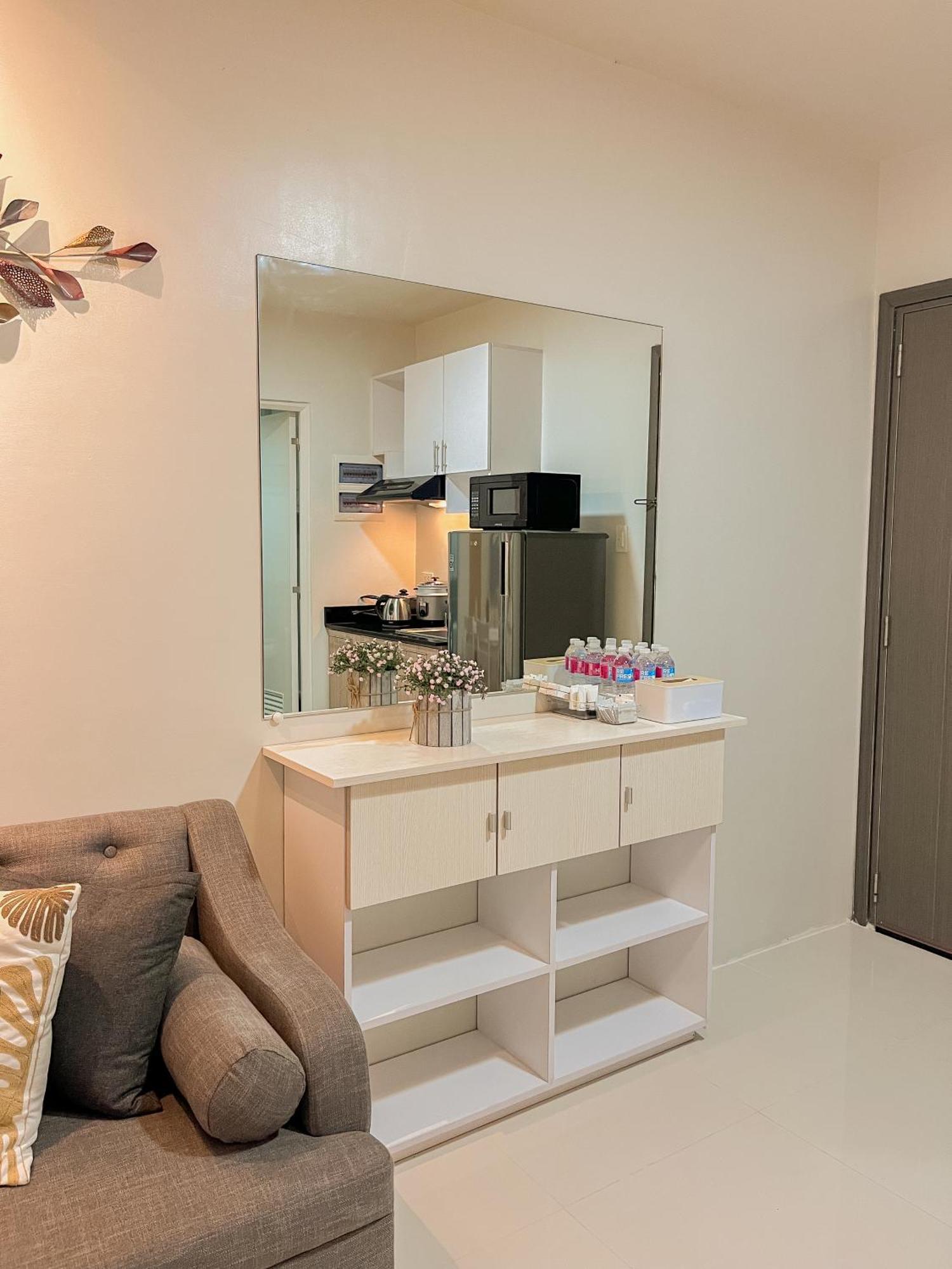 2 Bedroom And With Private Pool And Gym In Vista Manors Verdant Puerto Princesa