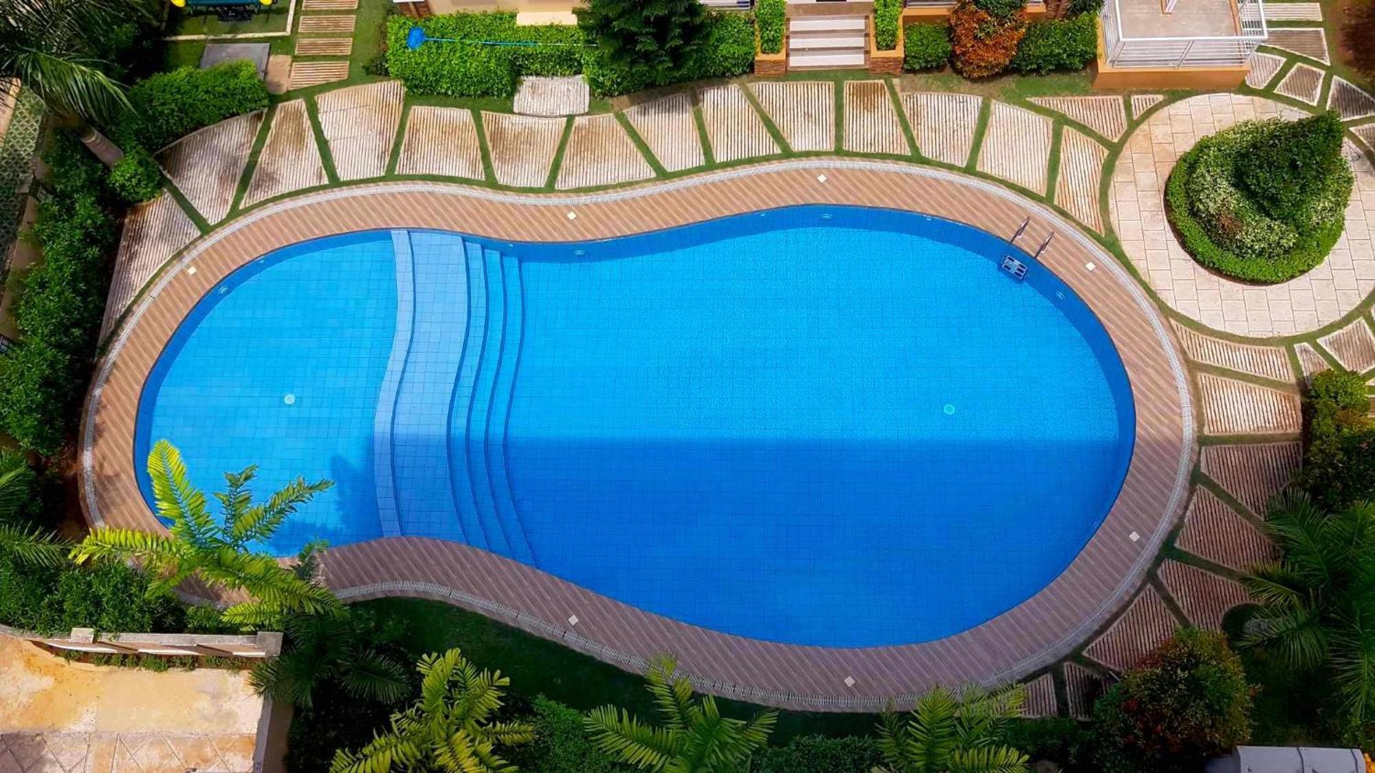 2 Bedroom And With Private Pool And Gym In Vista Manors Verdant Apartment *