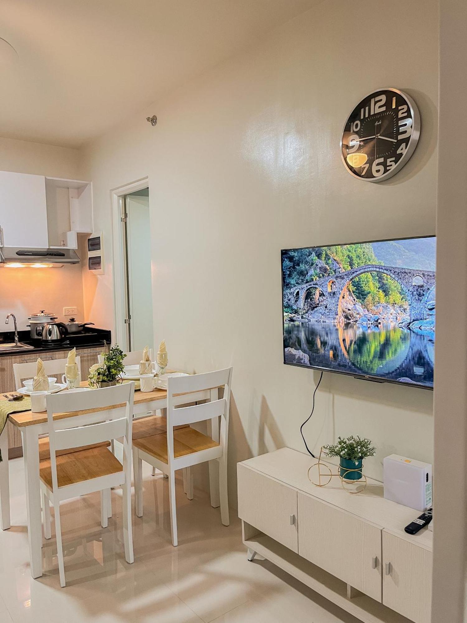Apartment 2 Bedroom And With Private Pool And Gym In Vista Manors Verdant *