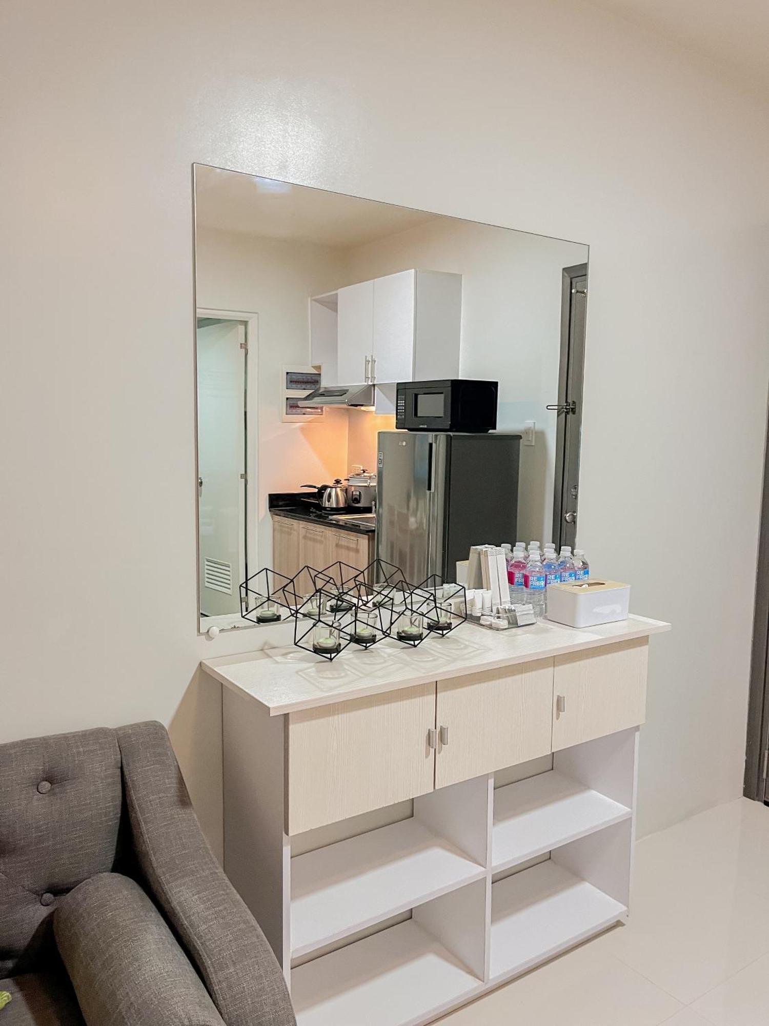 2 Bedroom And With Private Pool And Gym In Vista Manors Verdant
