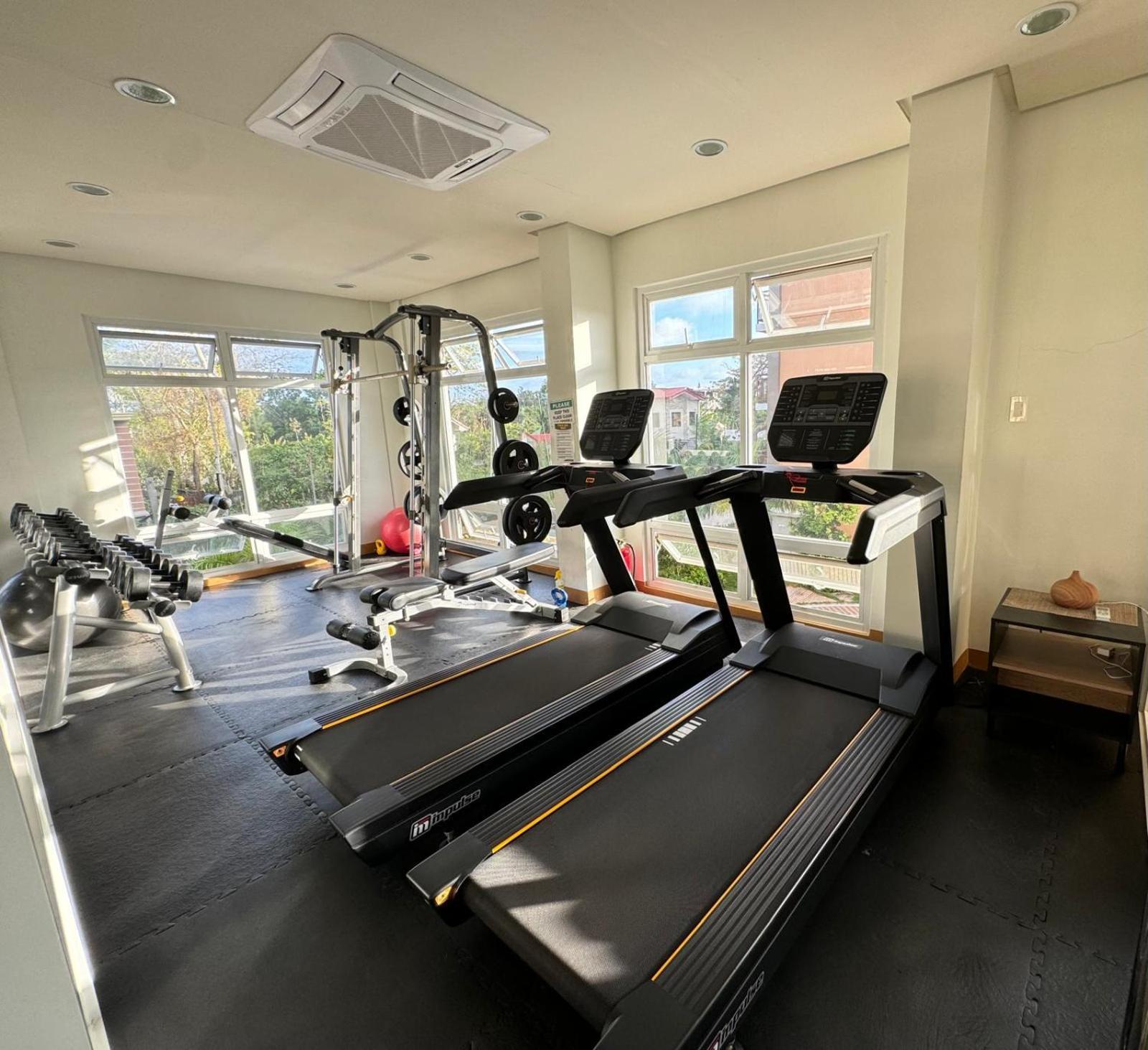 2 Bedroom And With Private Pool And Gym In Vista Manors Verdant Puerto Princesa