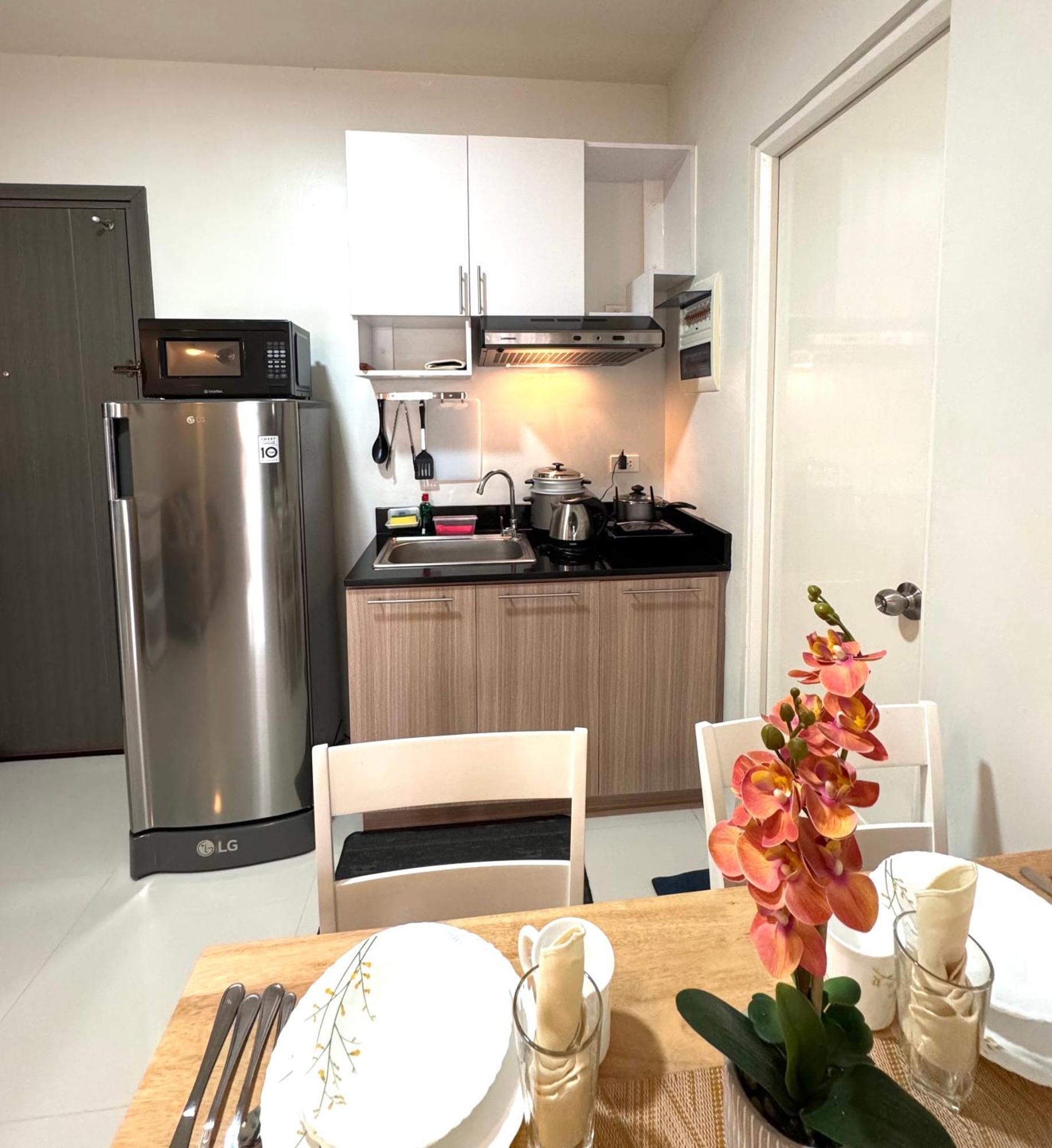 Apartment 2 Bedroom And With Private Pool And Gym In Vista Manors Verdant