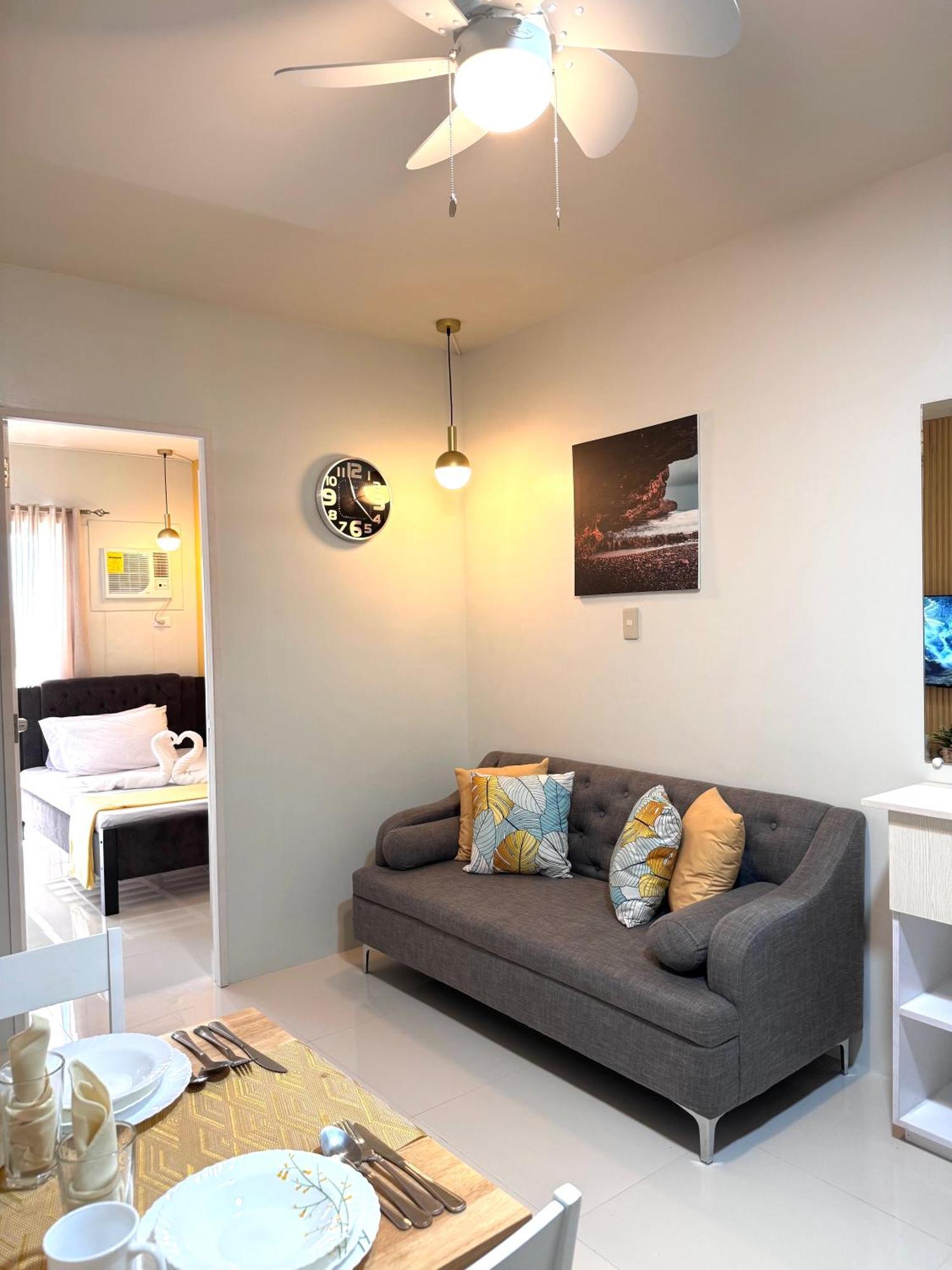 2 Bedroom And With Private Pool And Gym In Vista Manors Verdant Apartment Puerto Princesa