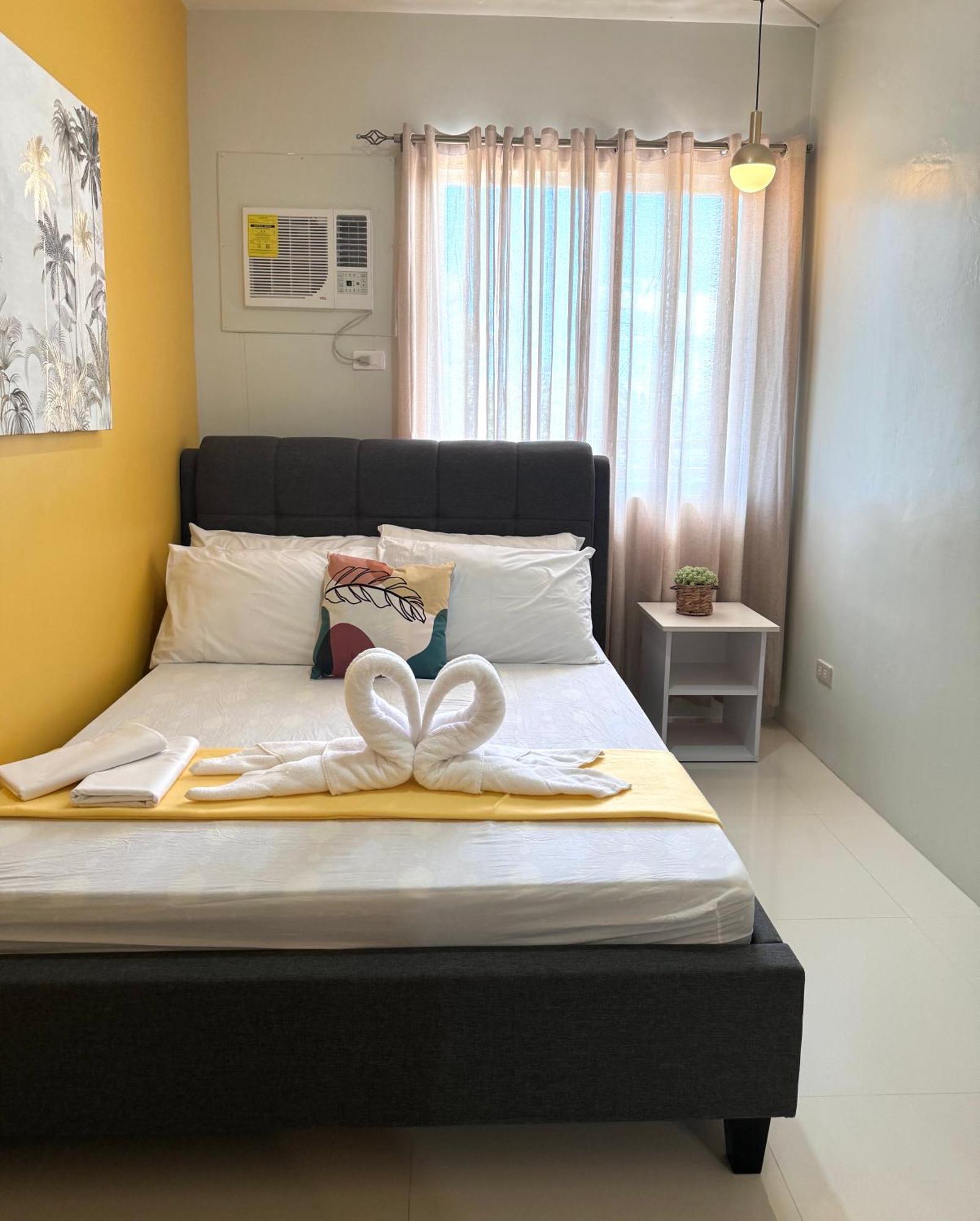 Apartment 2 Bedroom And With Private Pool And Gym In Vista Manors Verdant Puerto Princesa